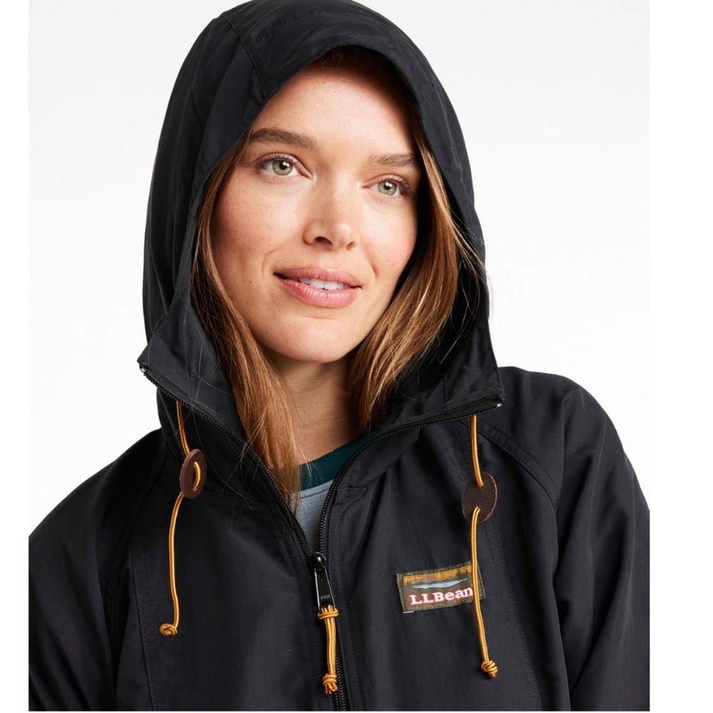 LL Bean Women's Mountain Classic Anorak